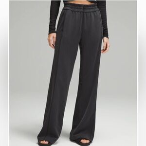 NWOT lululemon Ribbed Softstreme Pant (Black)